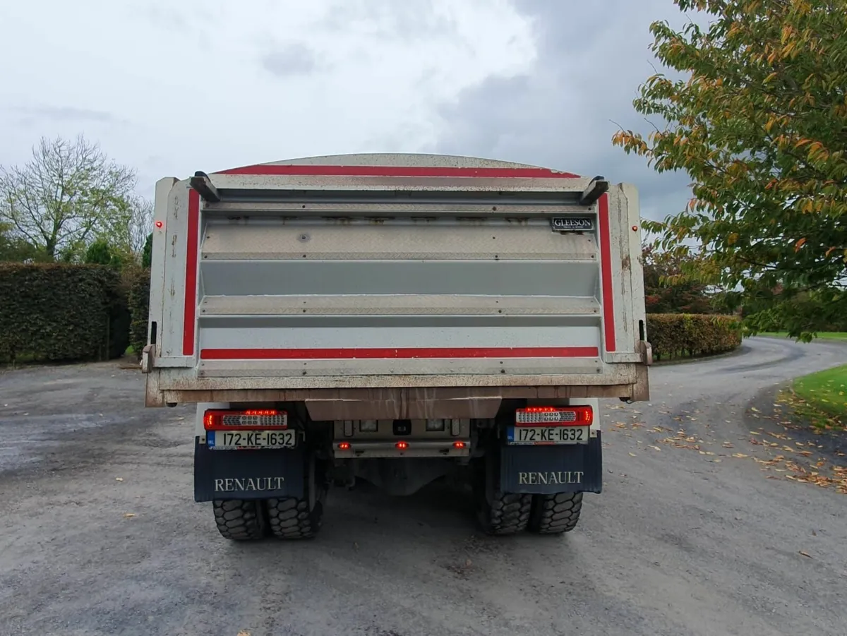 Renault C440 8x4 Tipper - Image 4