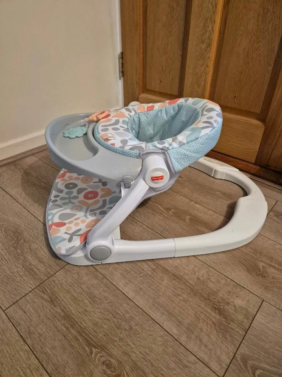Sit me up Fisher Price seat - Image 3