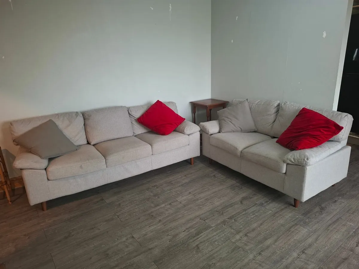 Couch sofa x2 - Image 1