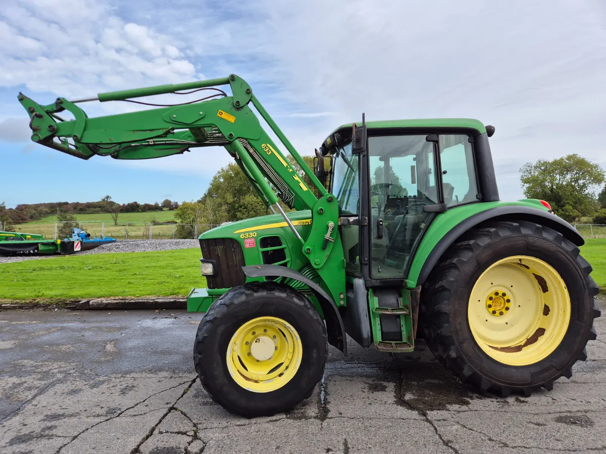 John Deere 6330 2009 - Image 2
