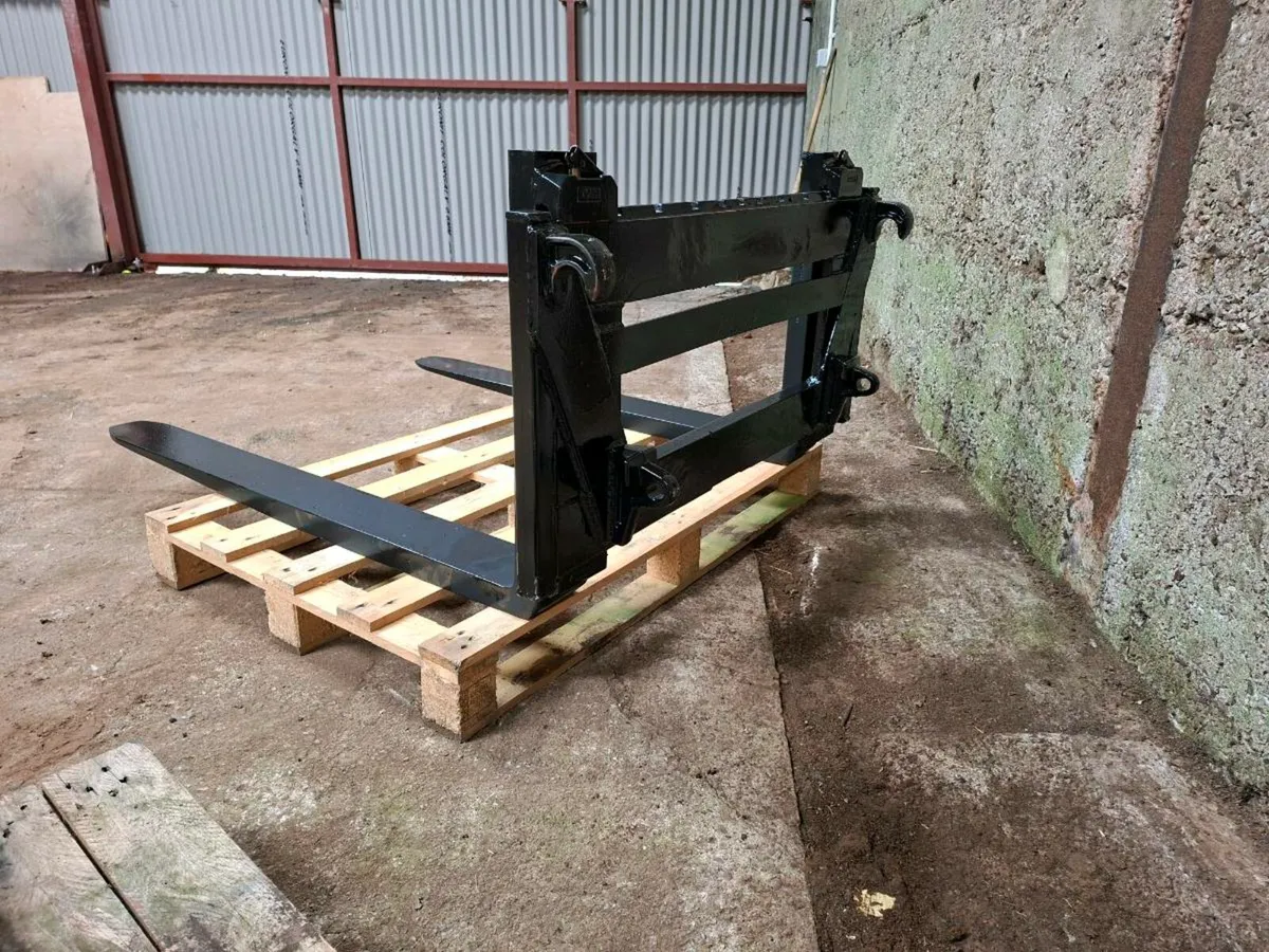 Pinnacle Fabrication Pallet Forks - Image 2