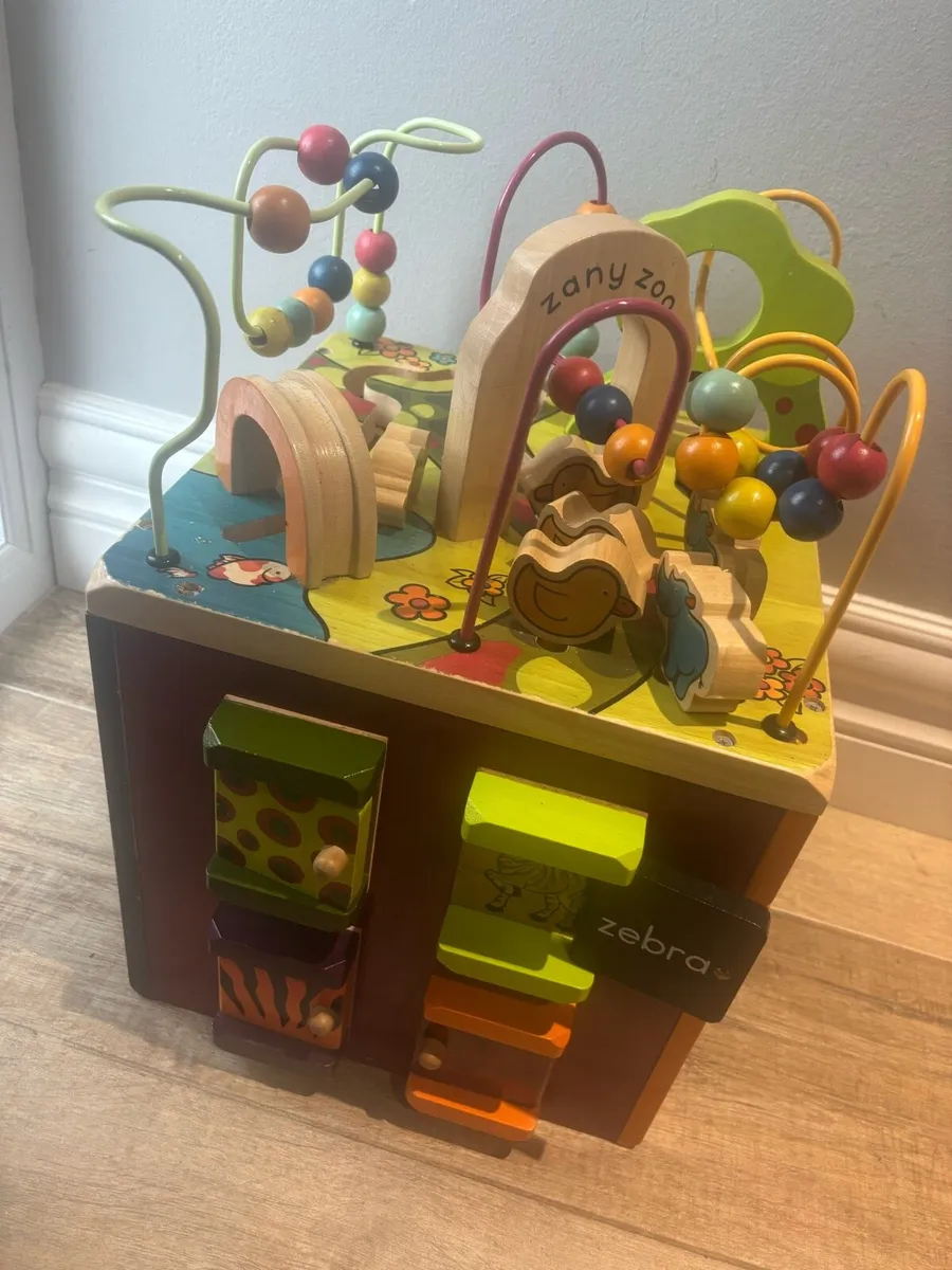 Zany zoo activity cube - Image 2