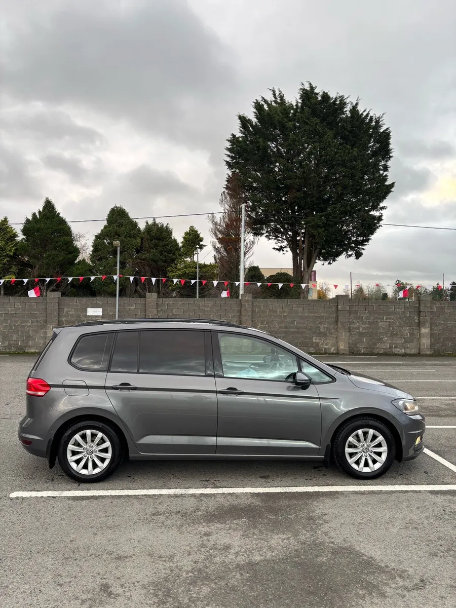 *2016 VW Touran 1.6 TDI 7 seater Trendline* - Image 1
