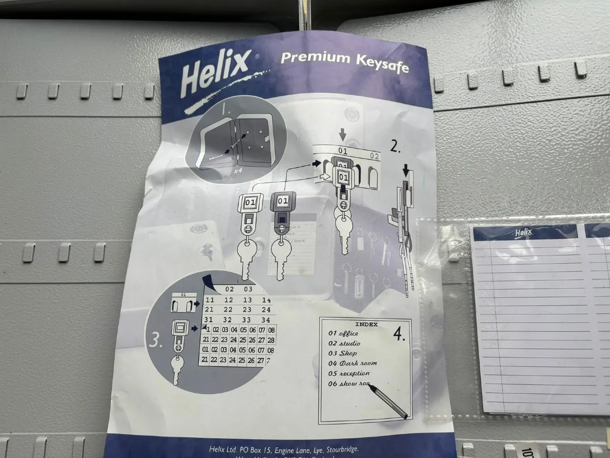 Double Key Cabinet - £25 + VAT - Image 2