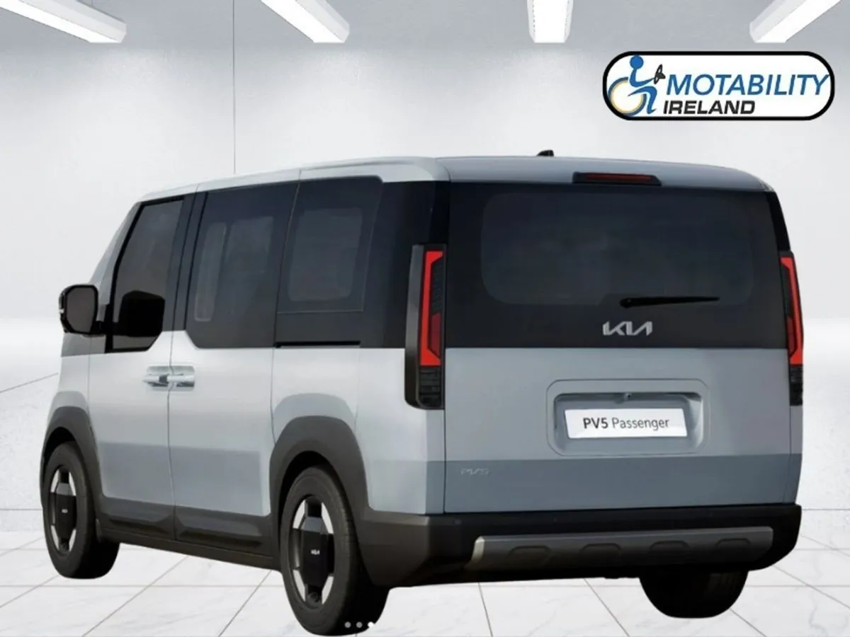 Kia PV5 81 kWh Wheelchair Accessible - Image 3