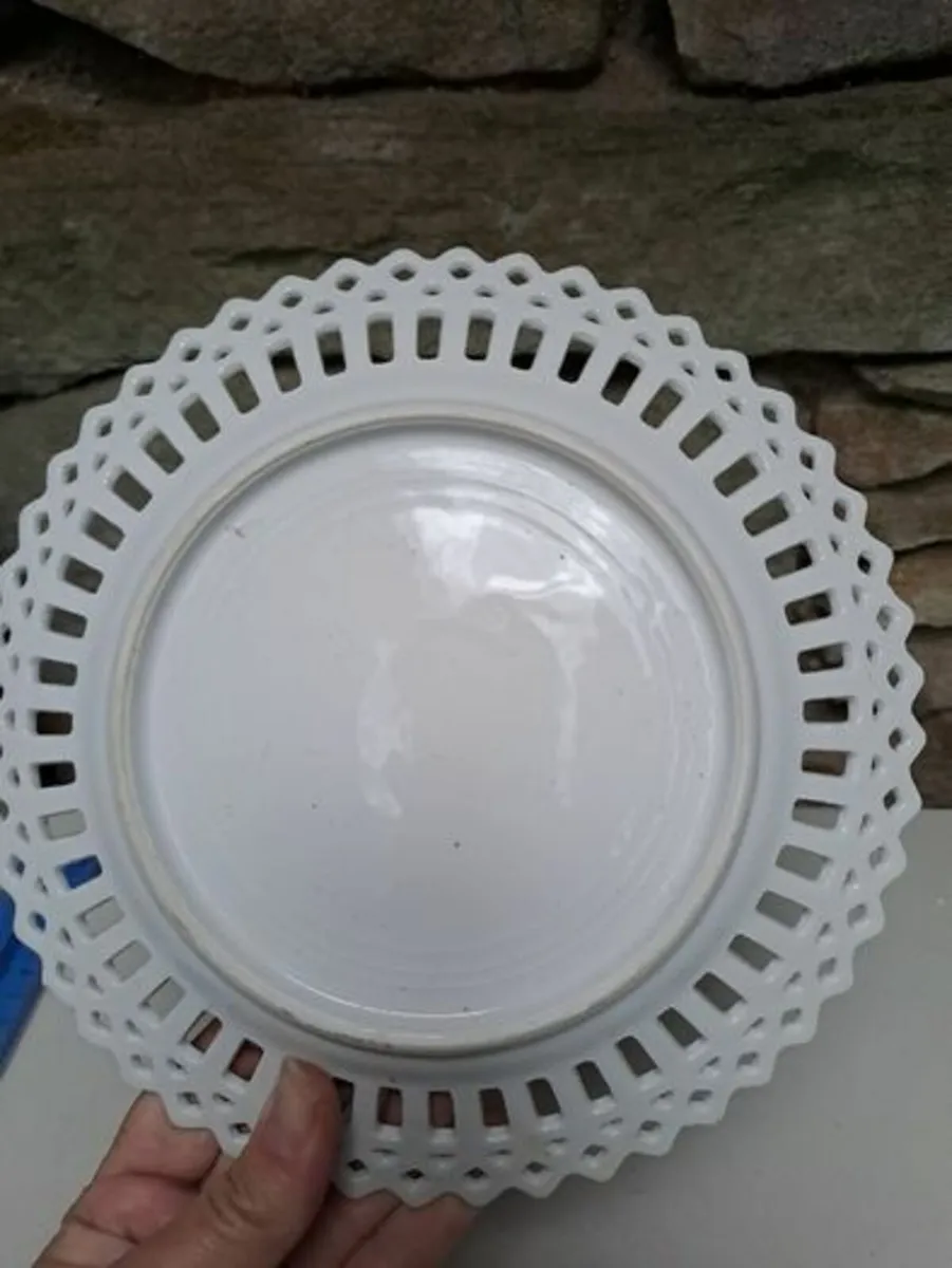 Ribbon plate fruit and nuts - Image 4