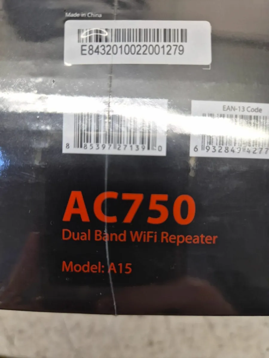 Tenda A15 (AC750) Dual‑Band WiFi Repeater - Image 2