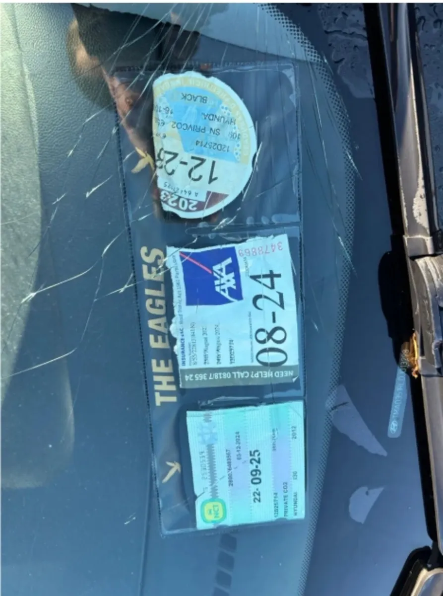 2012 Hyundai i30 1.6 Diesel driving - Image 2