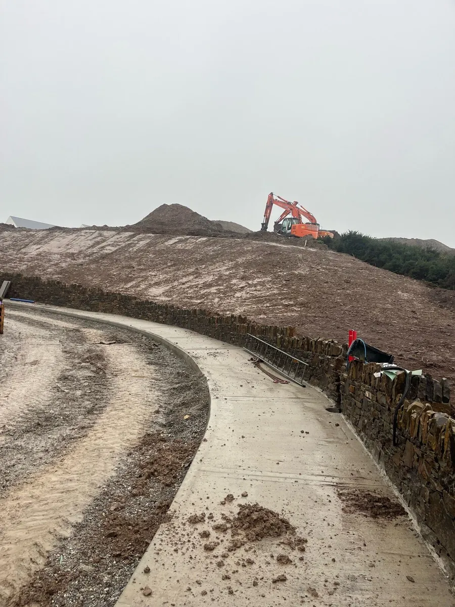 Digger hire Mulching and tree service - Image 1