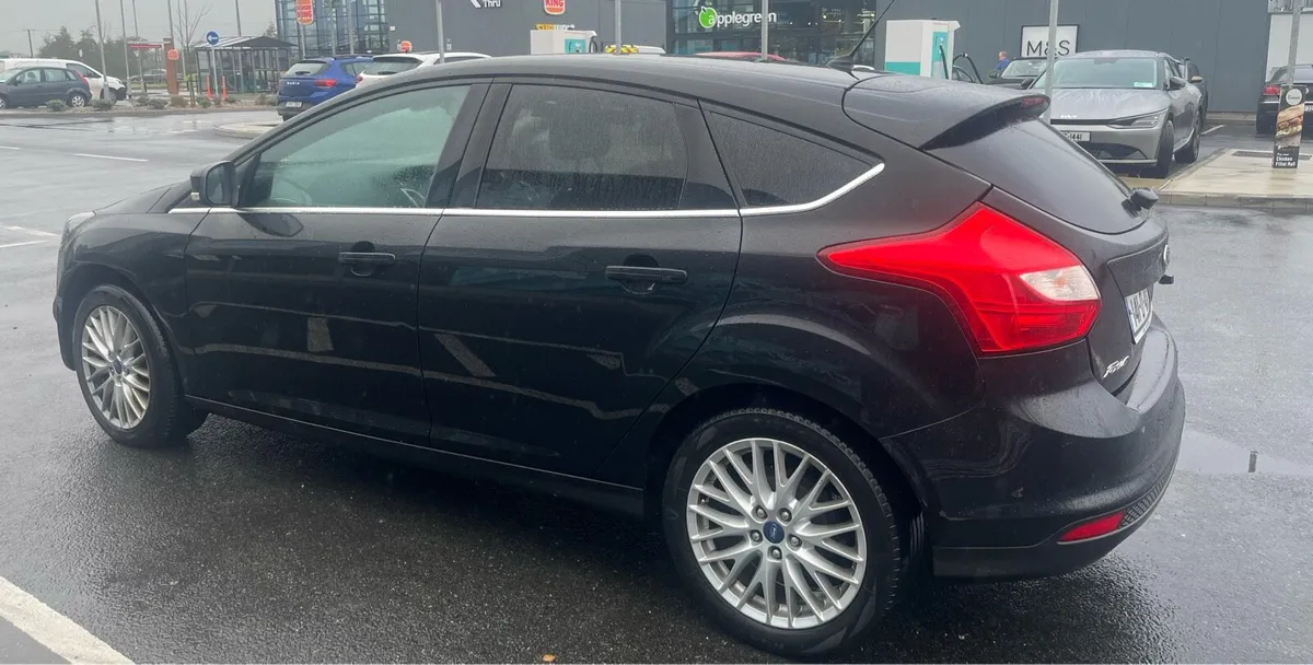 141 Ford Focus 1L with CarPlay *Low Mileage* - Image 2