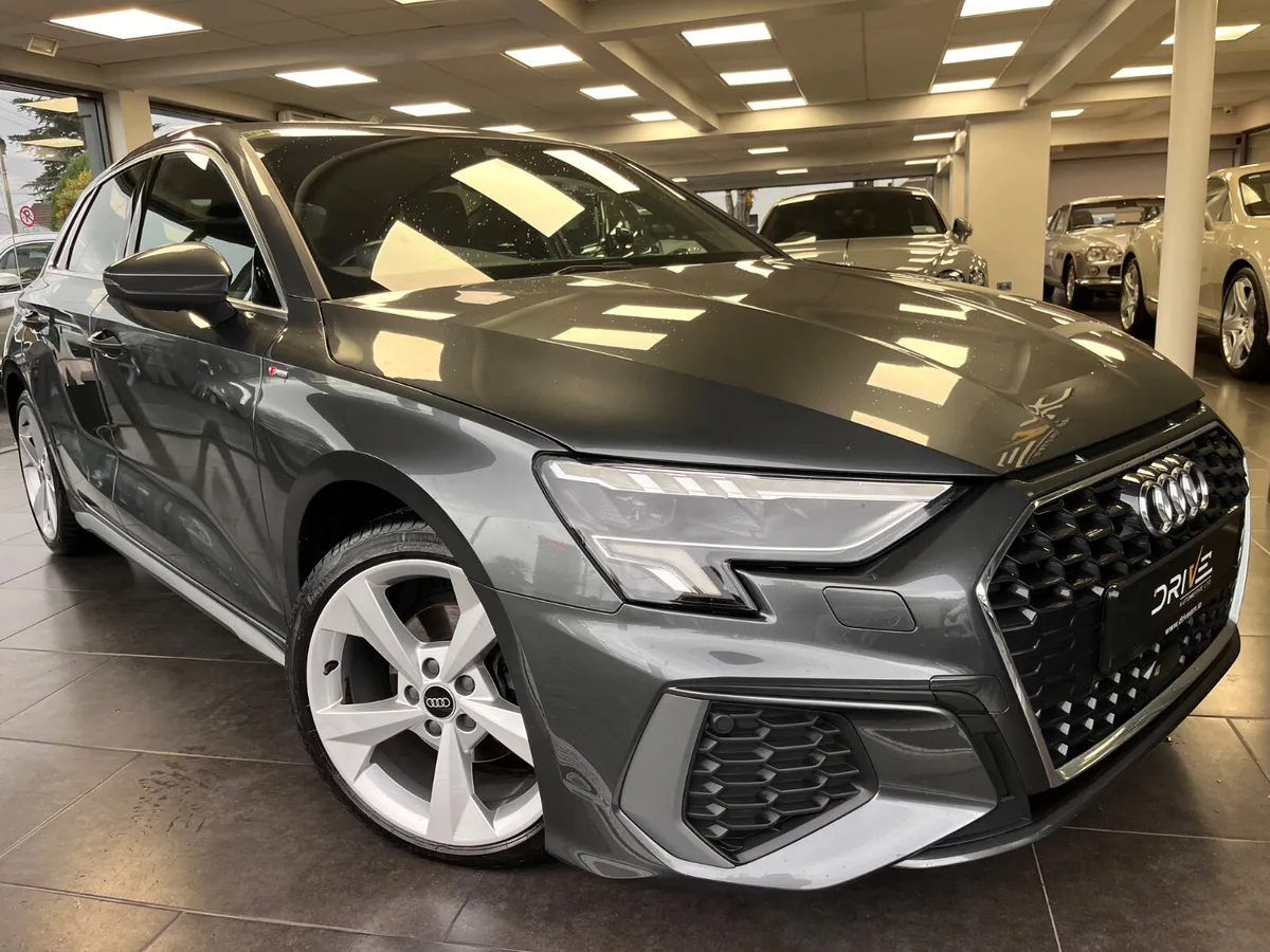 221 Audi A3 2.0  35 TDI S-Line - Image 2