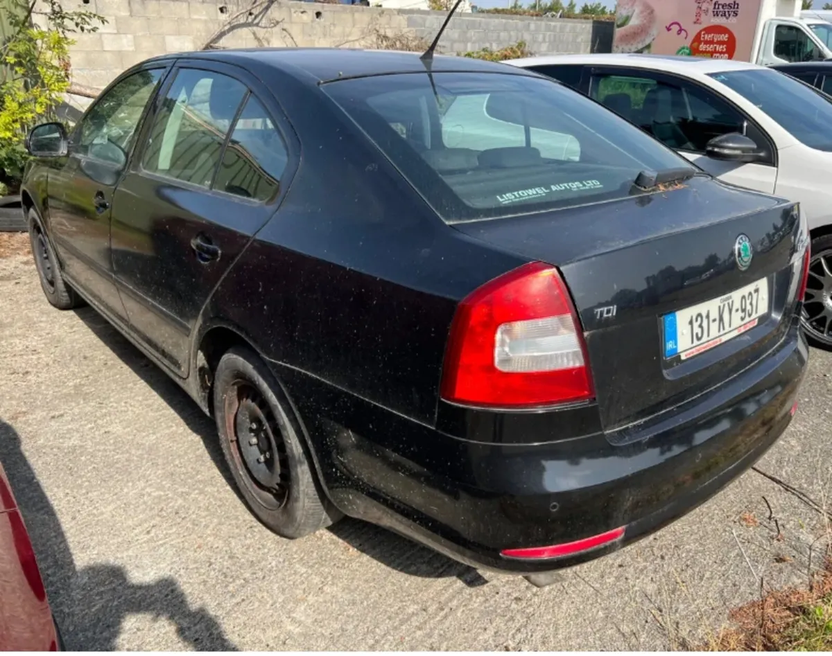 2013 Skoda Octavia 1.6 diesel drive away - Image 2