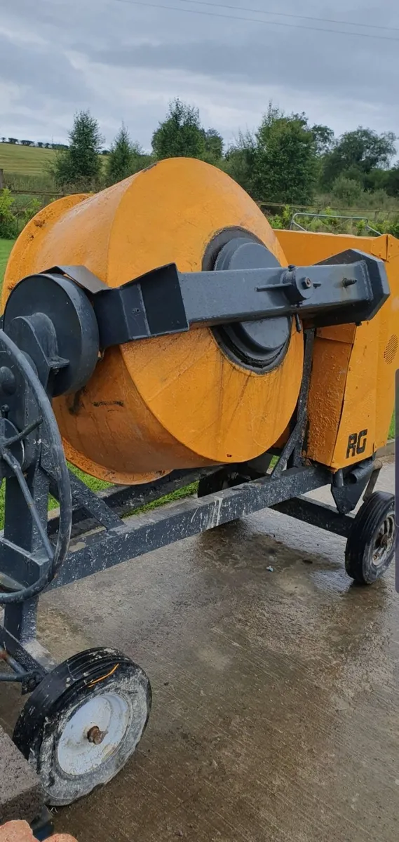 Cement mixer - Image 3