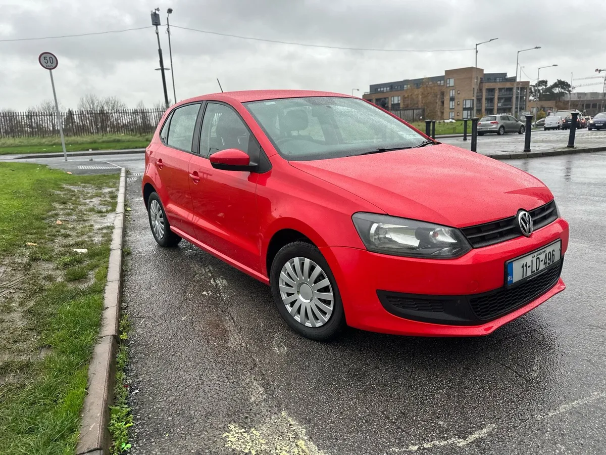 DEPOSIT TAKEN !!! Volkswagen POLO LOW MMILAGE - Image 1