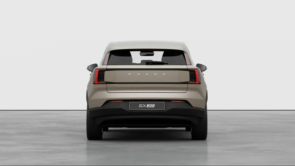 Volvo EX30 CORE 335KMS WLTP RANGE *0% APR* €85 P/W - Image 4