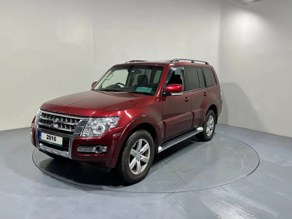 Mitsubishi Pajero LWB 3.2 DID *High Spec* 162 - Image 3