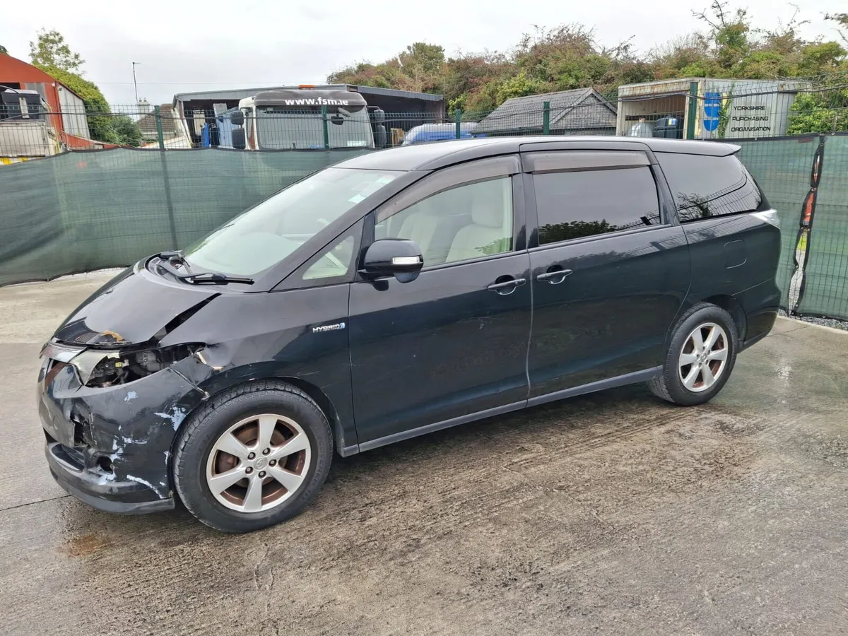 *2008 Toyota Estima 8 seater Hybrid Auto - Image 4