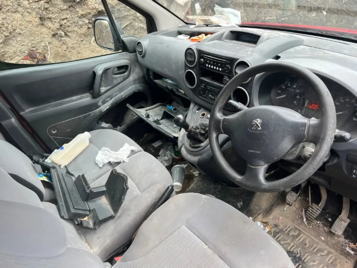 2016 Peugoet Partner 1.6 Diesel - Image 3