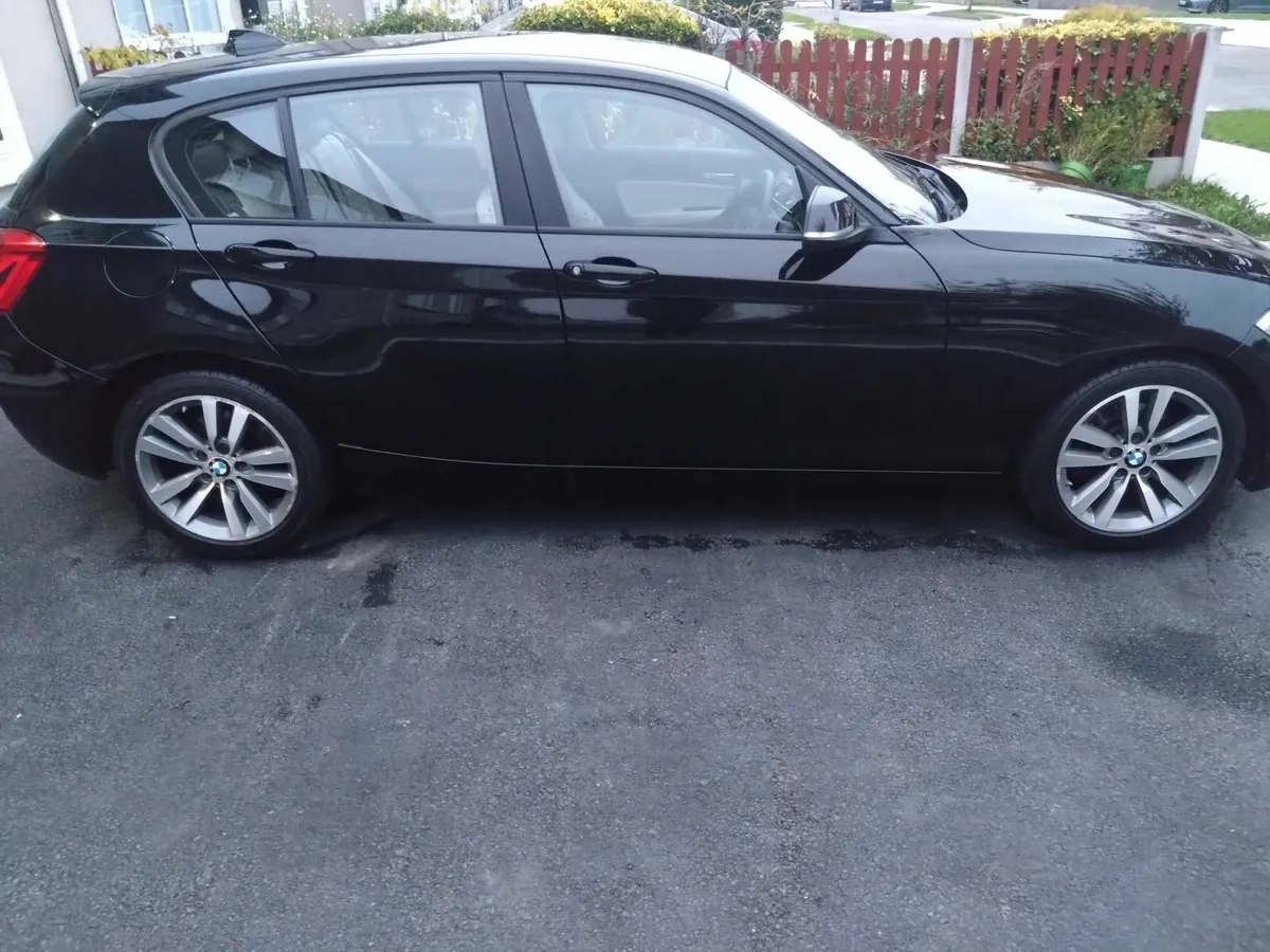 BMW 1-Series 2016 - Image 1