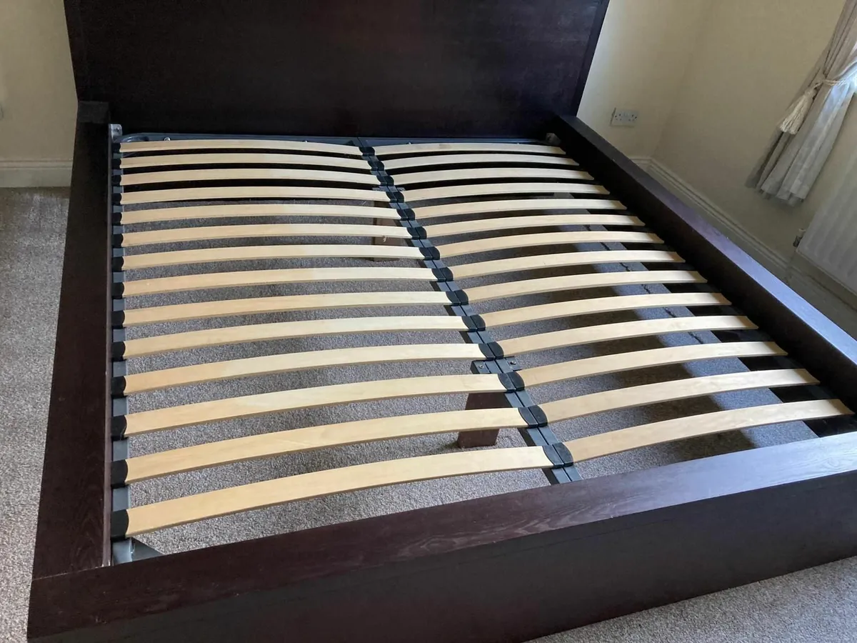 King size bed - Image 2