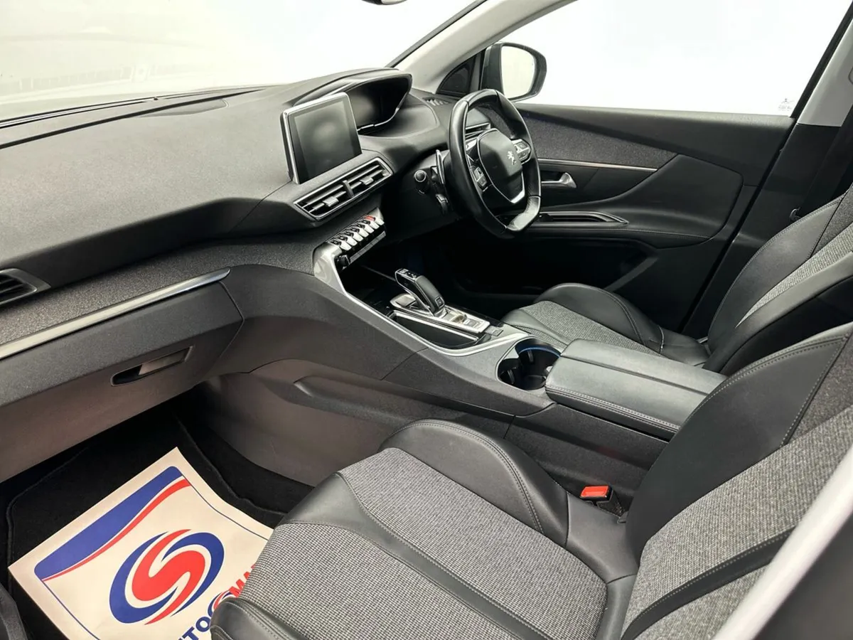 Peugeot 5008 1.5HDI ALLURE AUTO *FREE HAMPER* €95 - Image 4