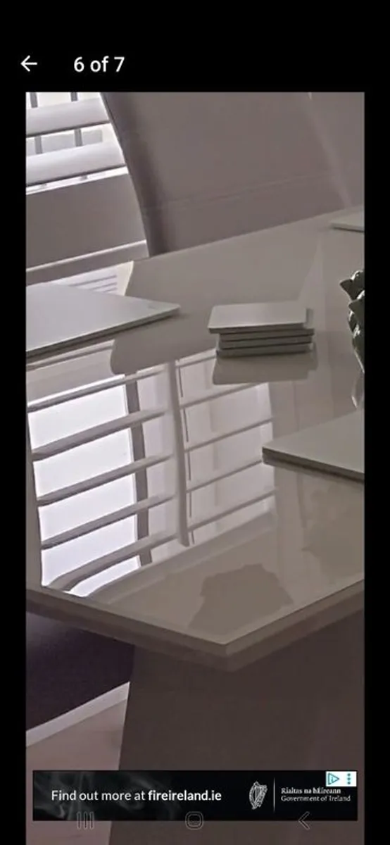 Kitchen Table & Chairs - Image 2