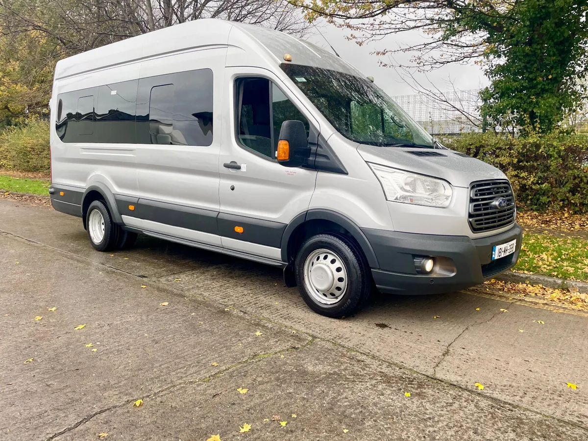 Ford Transit 460 Trend 2.2 TDCI 17 Seat Bus,2018 - Image 2