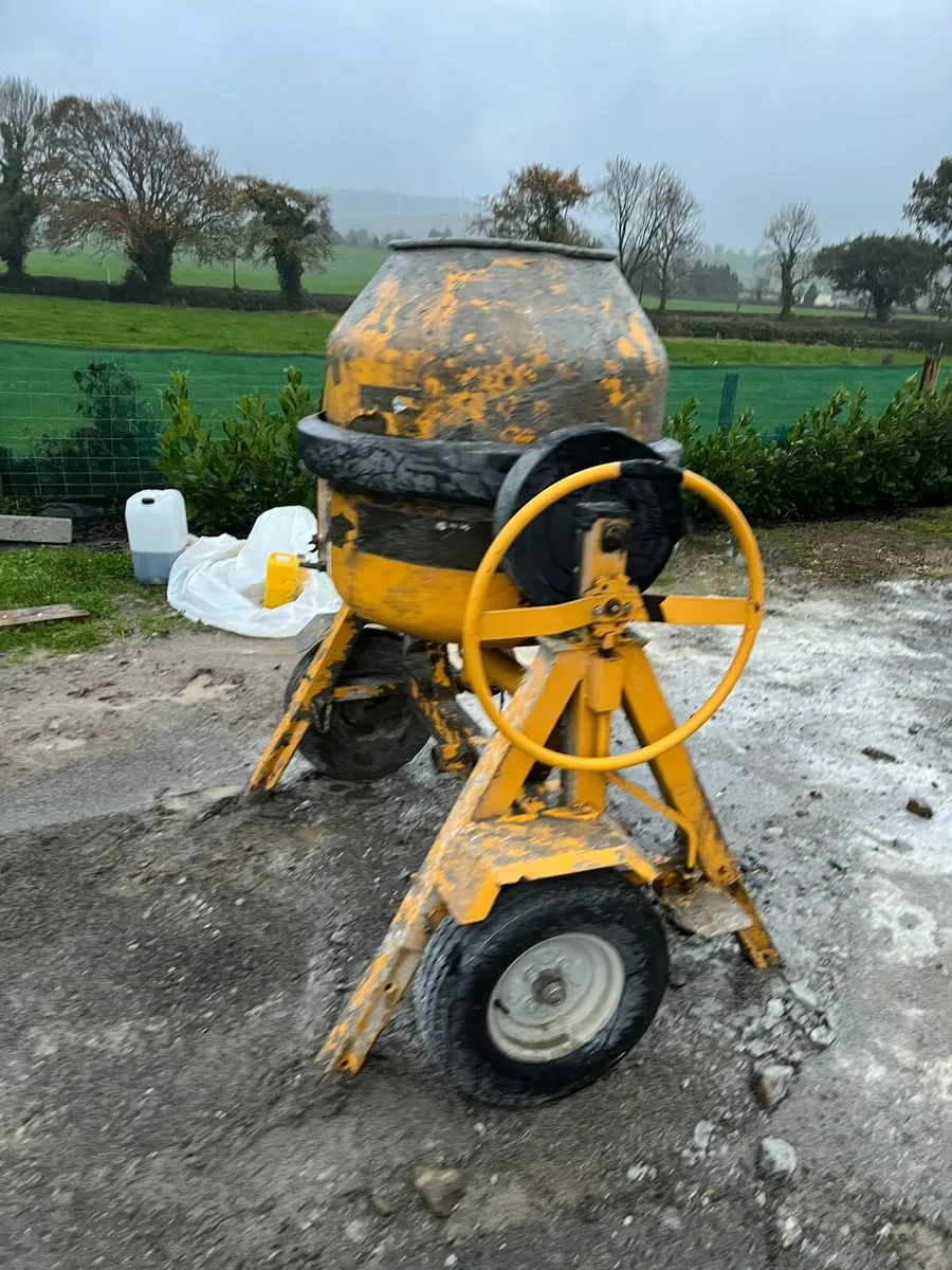 Cement mixer fast tow - Image 1