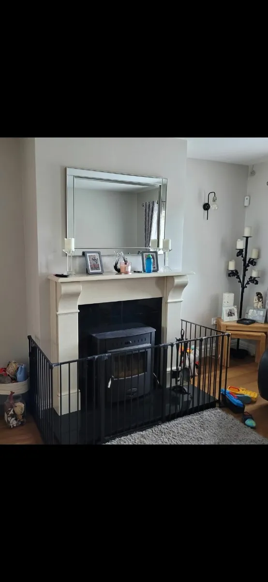 Safety Gate - Image 1