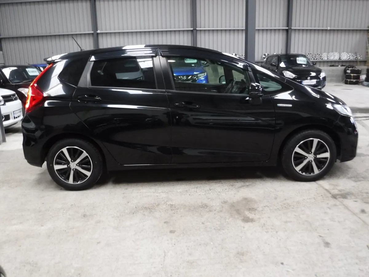 HONDA FIT 1.5 AUTO HYBRID MODULO ED NCT 11/27 - Image 2