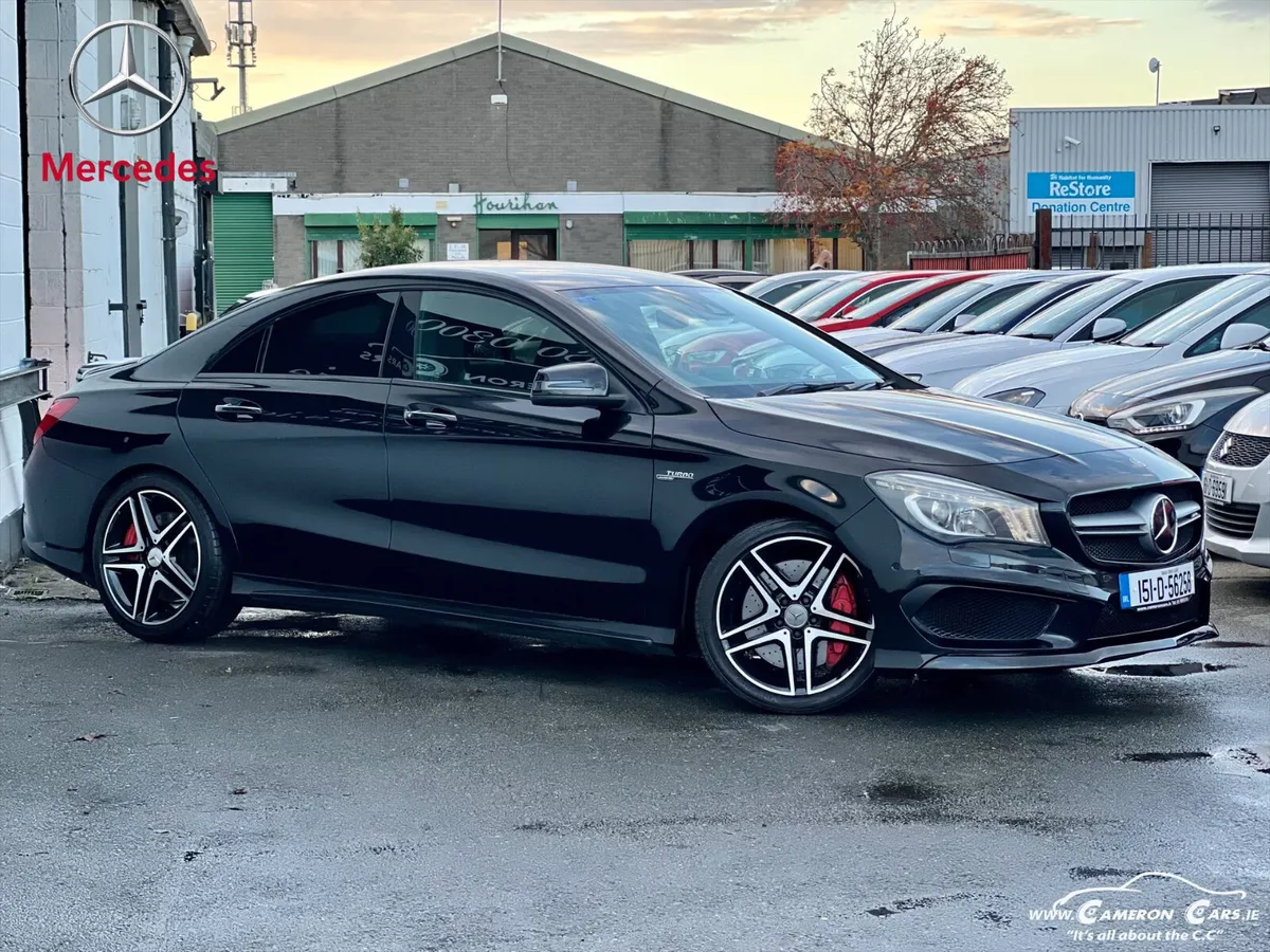 MERCEDES BENZ CLA45 AMG 4MATIC BLACK EDITION - Image 4