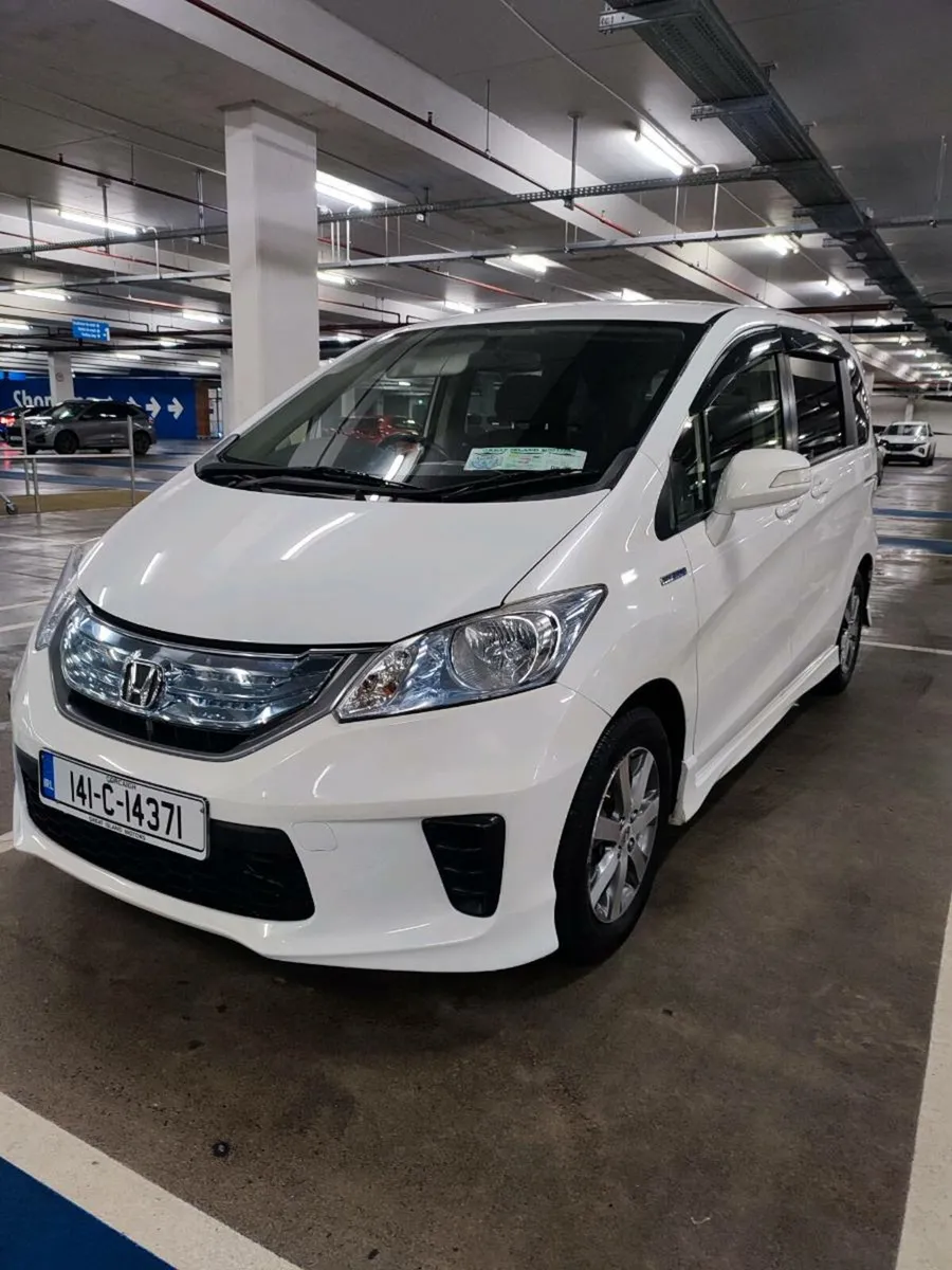 Honda Freed Hybrid Automatic - Image 1
