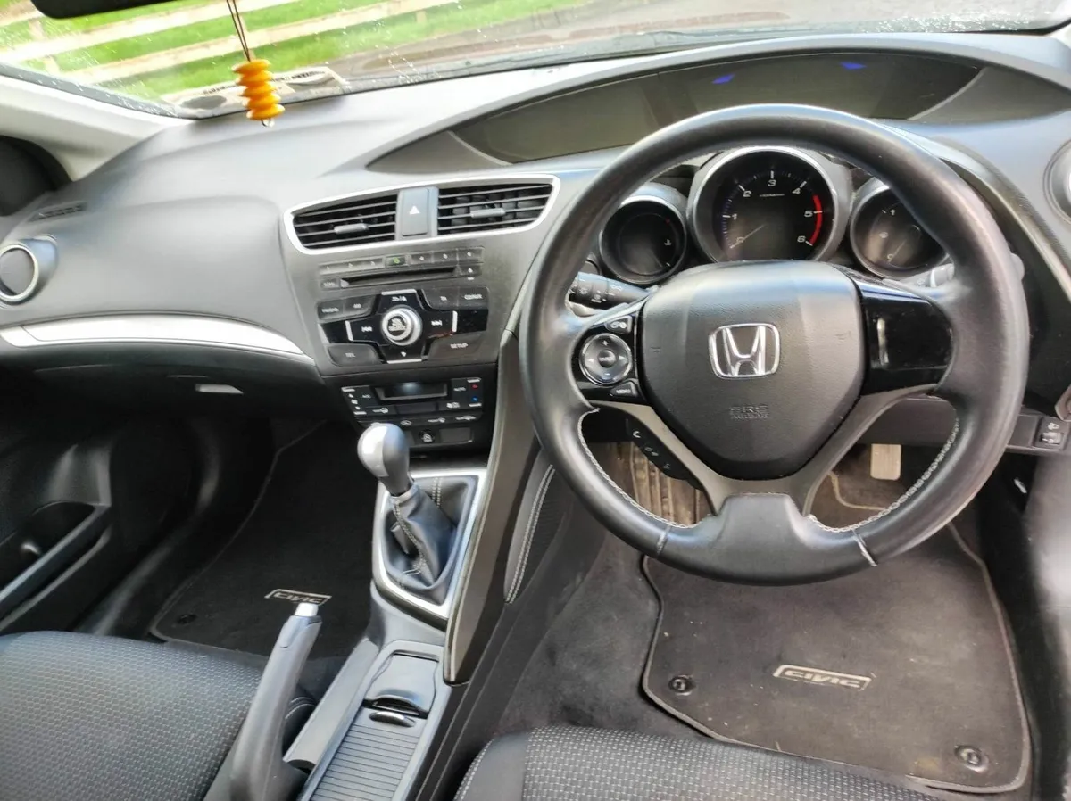 Black Friday Offer Honda Civic 2016 - Image 4