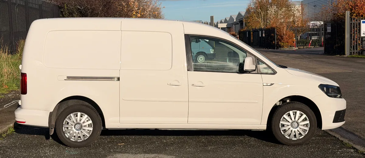 192 Volkswagen Caddy Maxi 102Bhp - Image 3