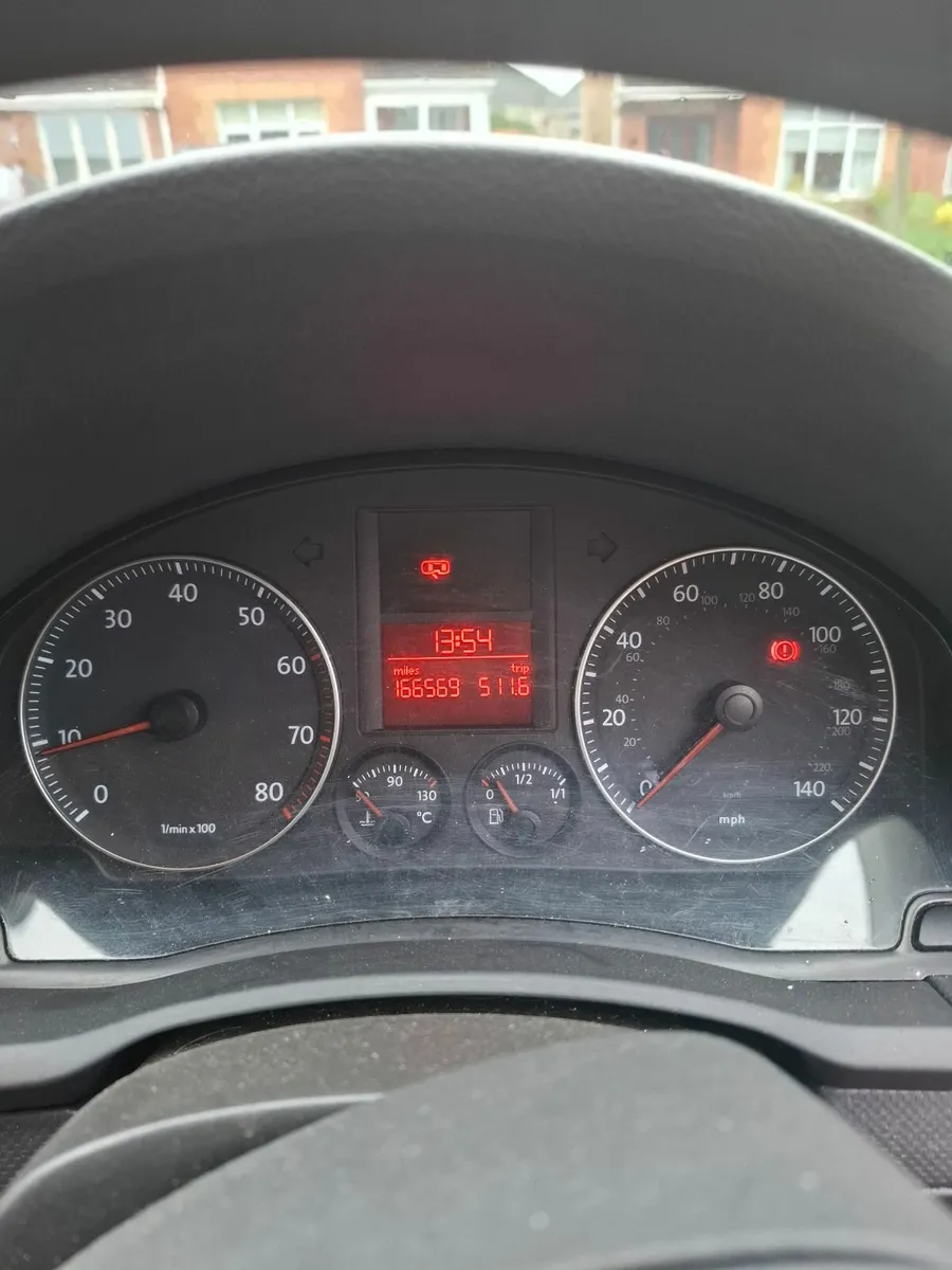 Volkswagen Golf 2004 - Image 4