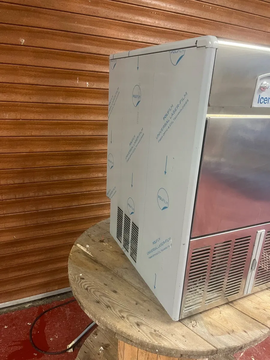 Ice machine - Image 2
