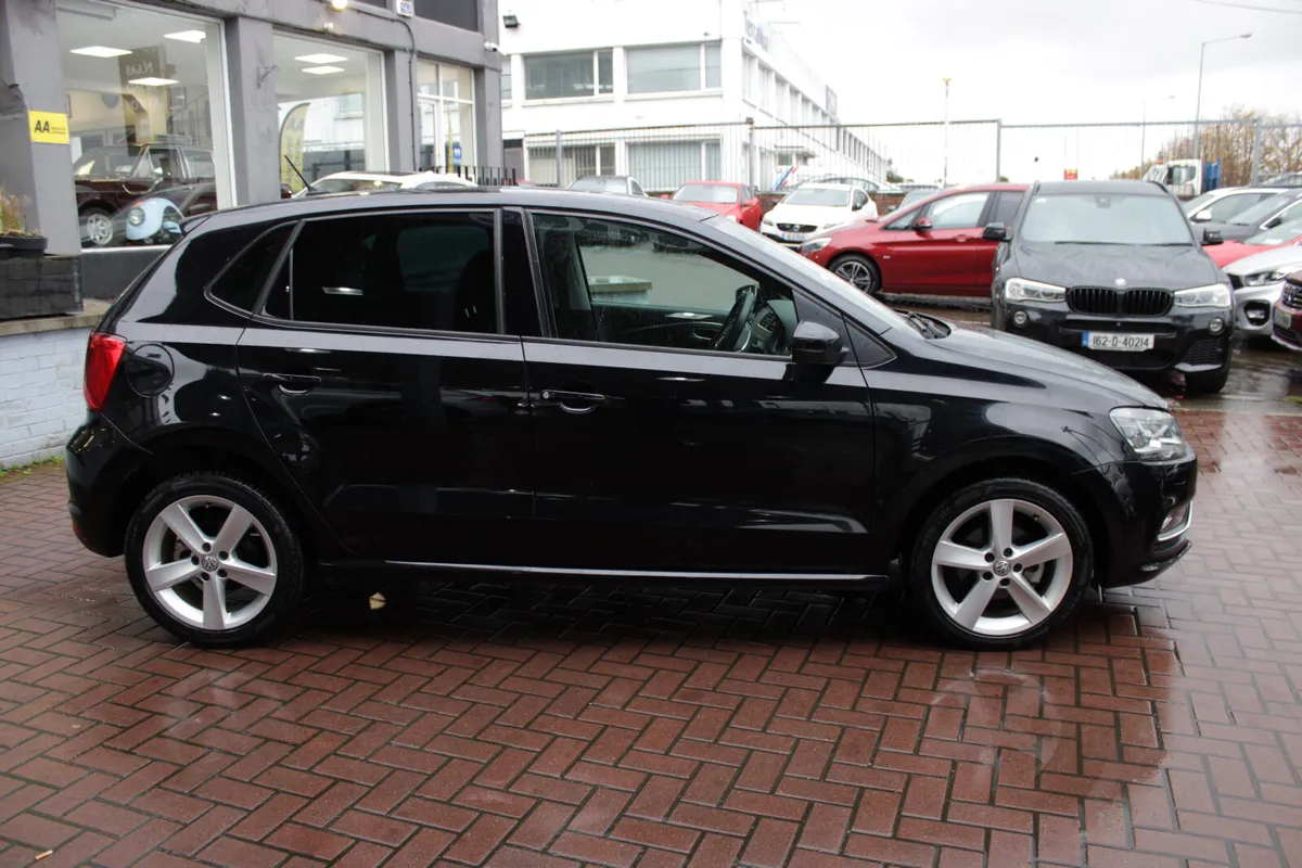 1.2TSI HIGHLINE PLUS HATCH 5DR AUTOMATIC - Image 3