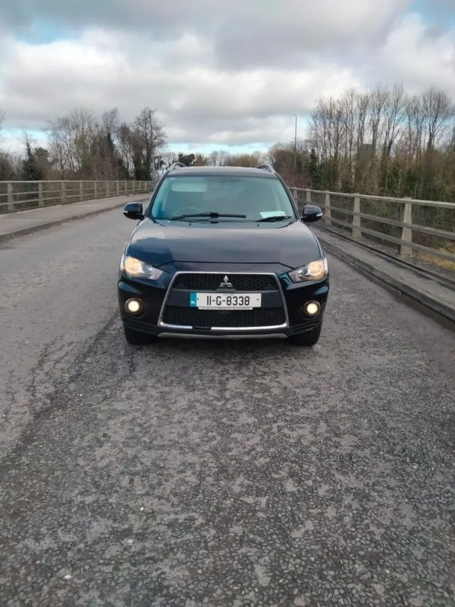 2011 Mitsubishi Outlander 2.2 4wd 7 Seater - Image 2