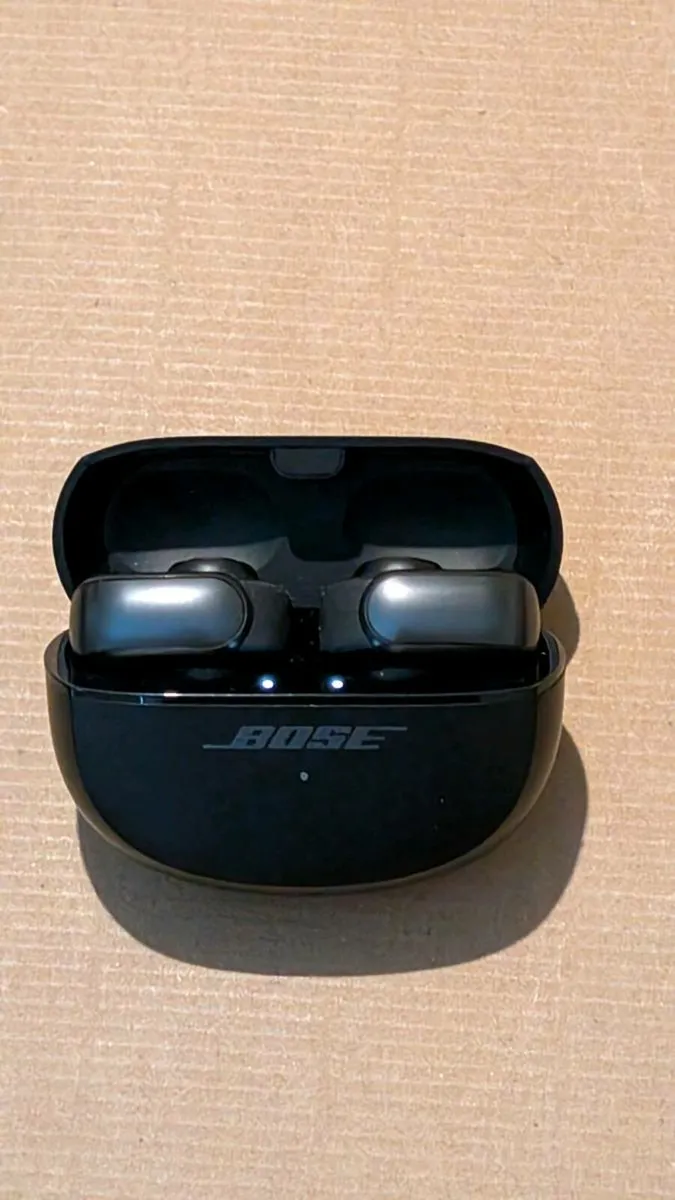 Bose Ultra Open earphones - Image 1