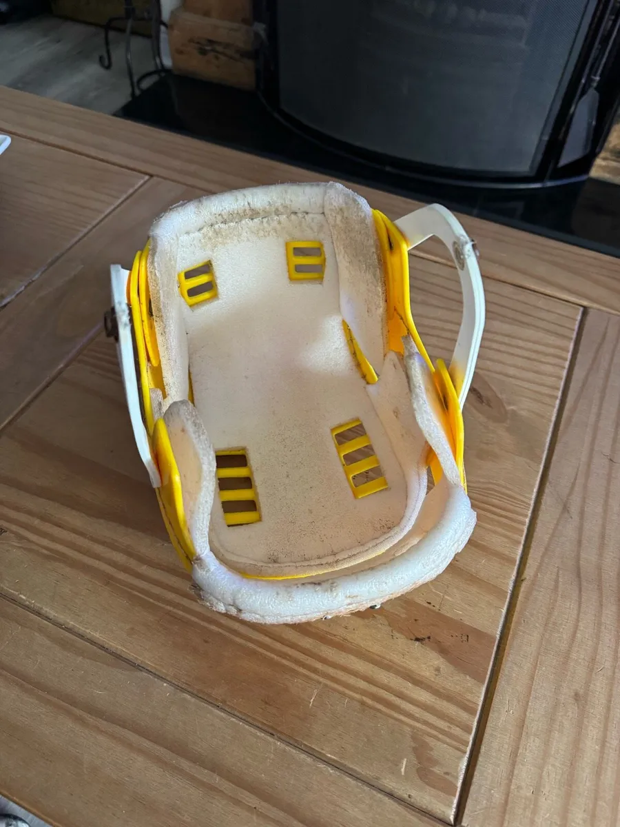 Gola Hurling helmet - Image 4