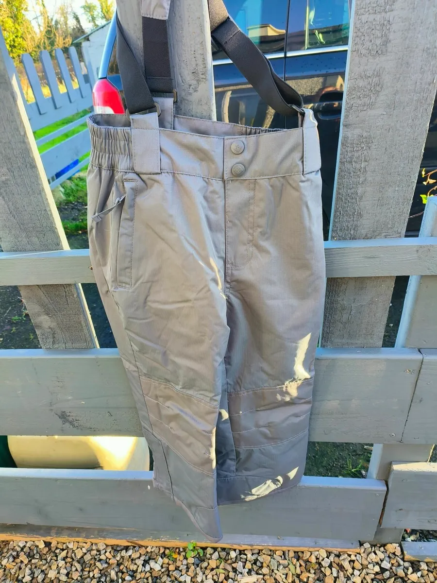 Kids Snow Trousers Mountain Warehouse 5-6yrs - Image 1