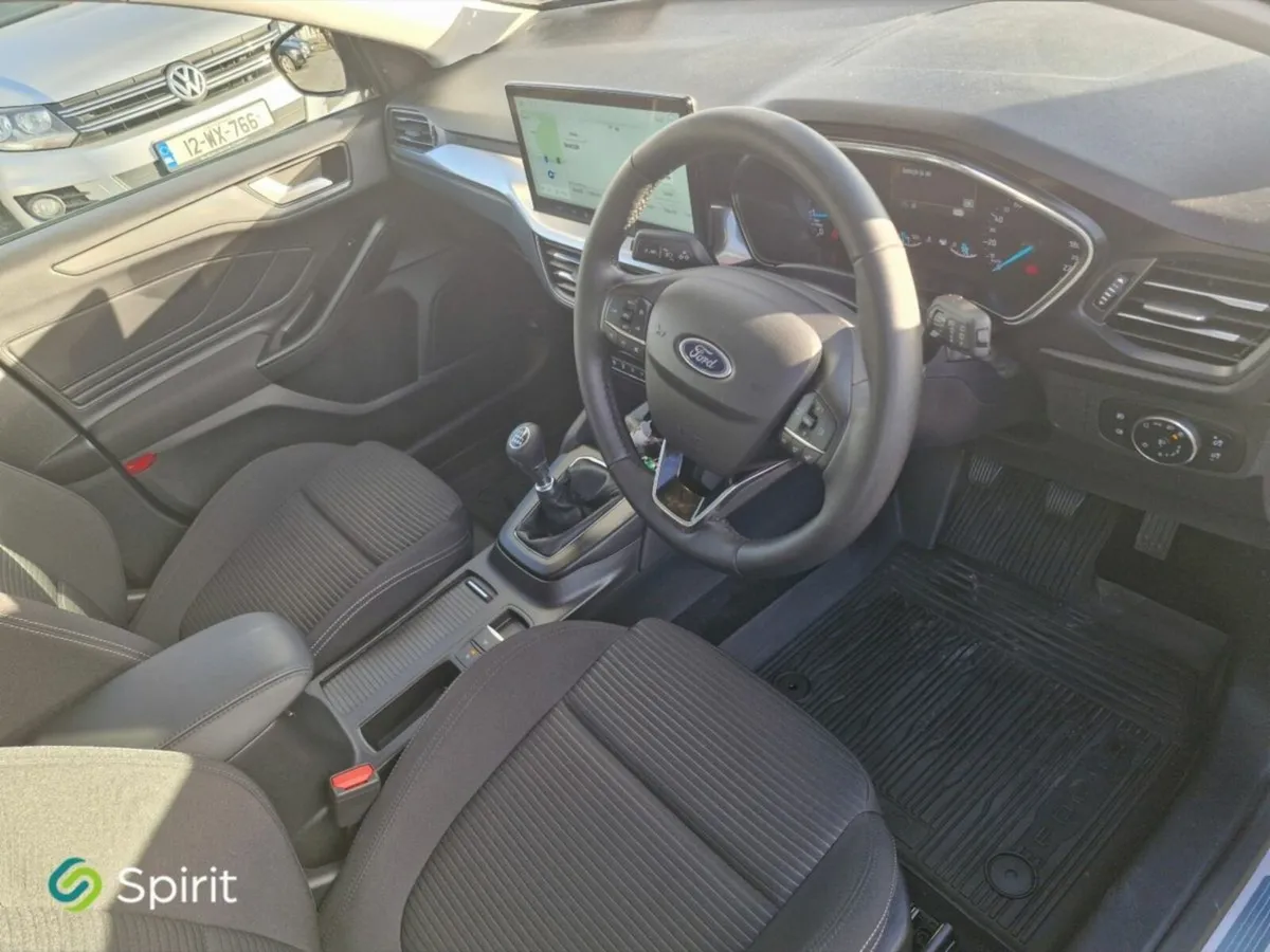 Ford Focus Titanium 1.0L EcoBoost 125PS mHEV - Image 4