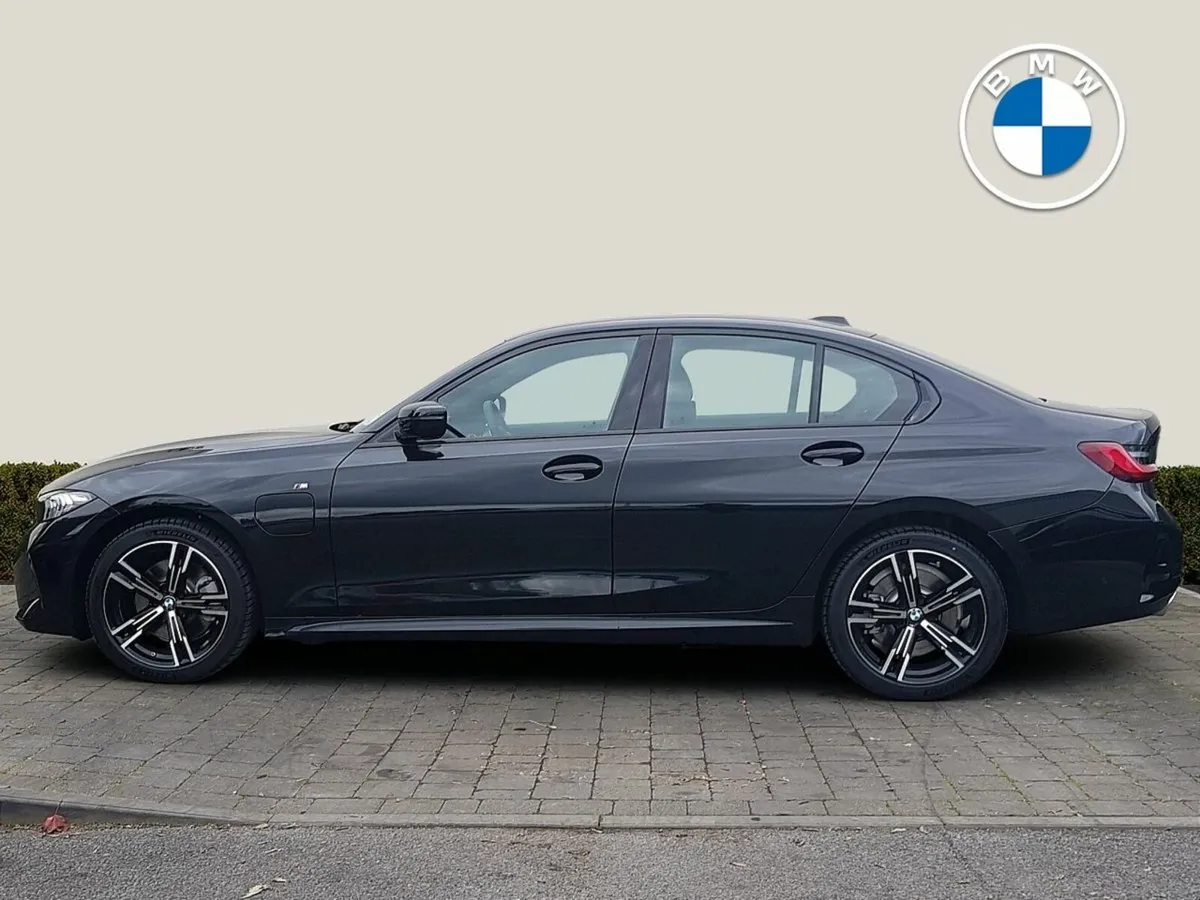 BMW 3-Series 330e M Sport Saloon - Image 3