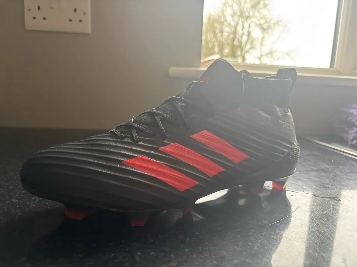 Football boots - Image 2