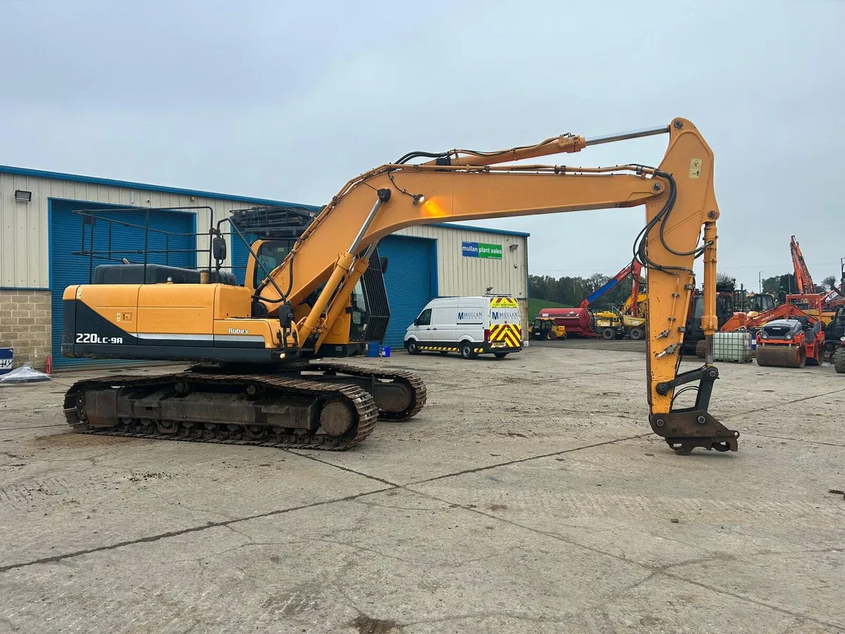 2015 Hyundai 220 LC-9A - MULLANS - Image 1