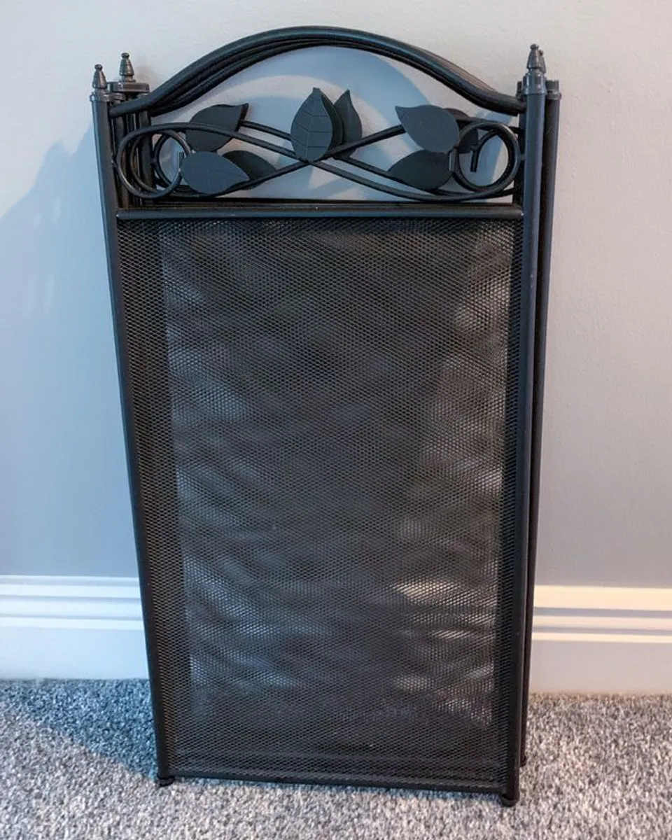 ornate fire guard - Image 2