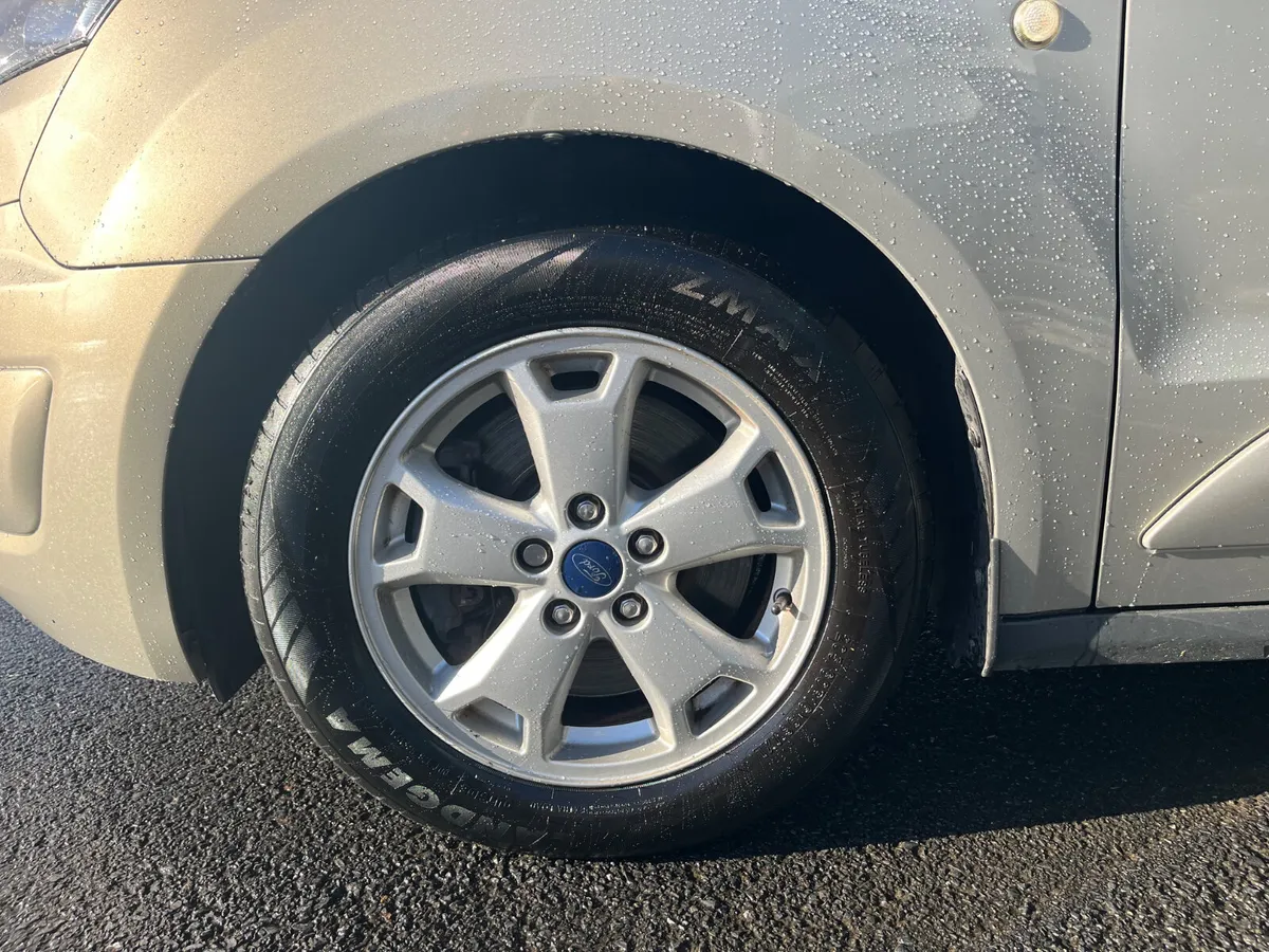 Ford Tourneo 2015 Wheelchair Accessible - Image 4