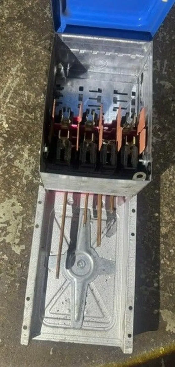 Electrical  BusBar - Image 1