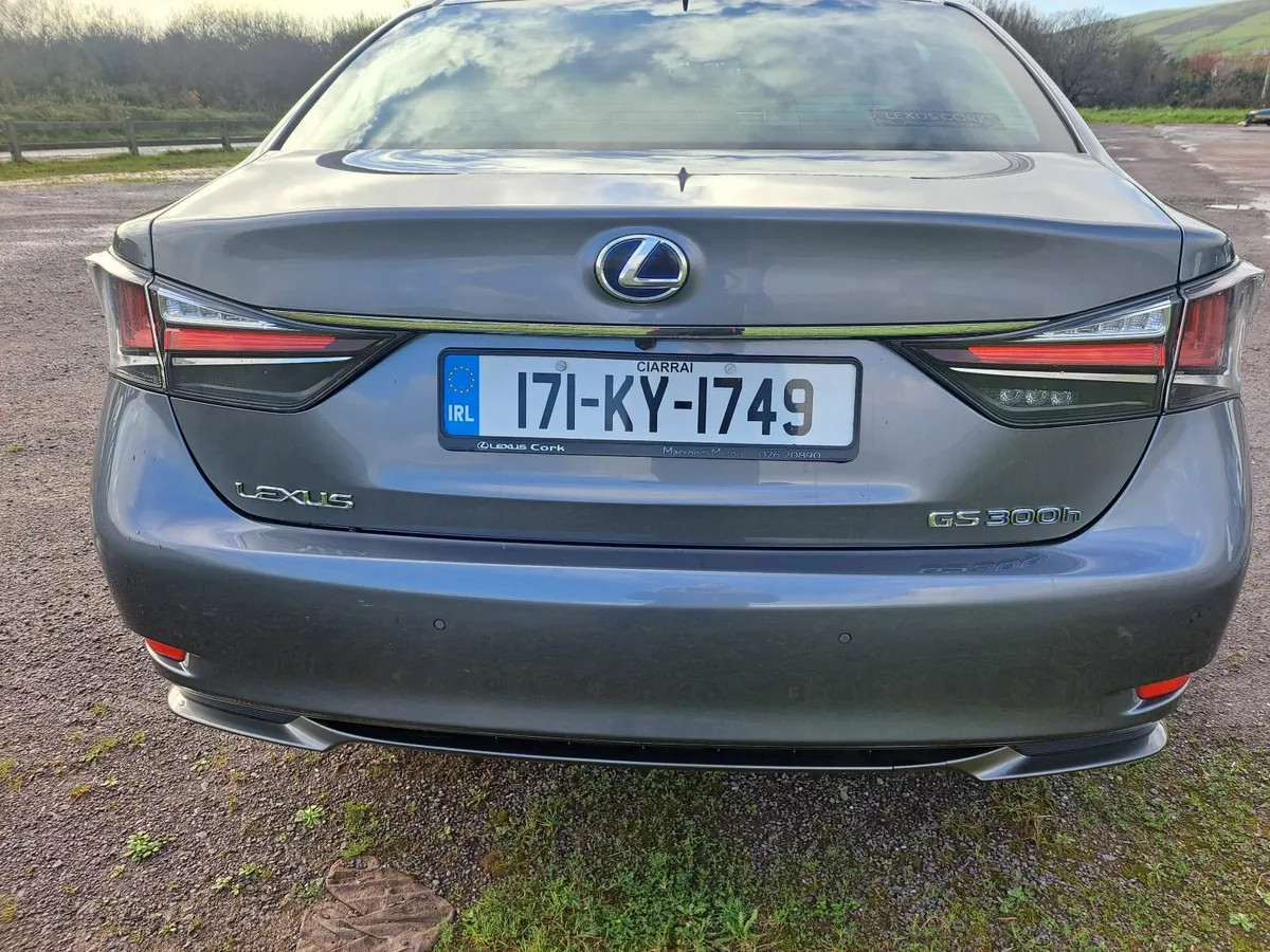 Lexus GS 300h 2017 Low Mileage - Image 4