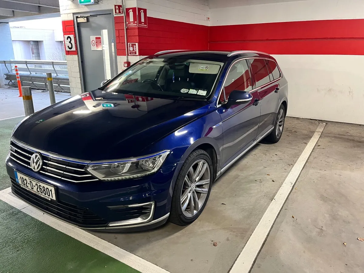 Volkswagen Passat 2018 - Image 1